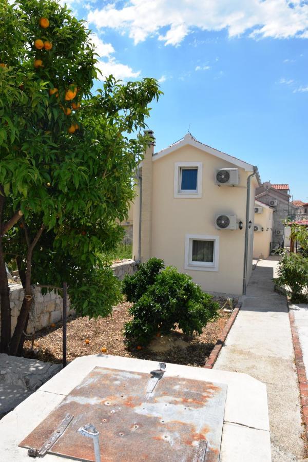 Villa Marta'S - Marta I Трогир Экстерьер фото