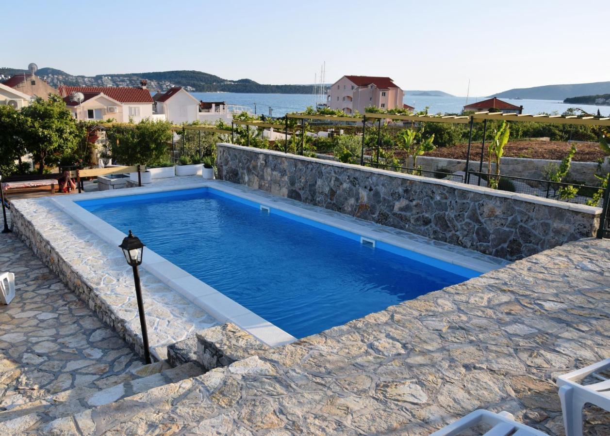 Villa Marta'S - Marta I Трогир Экстерьер фото